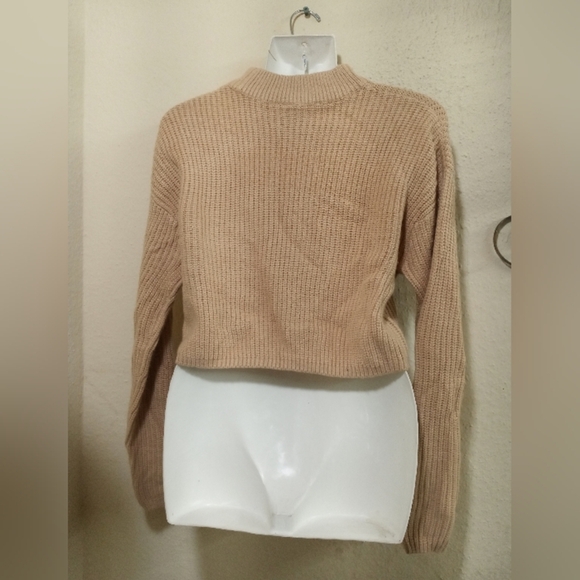 H&M Beige Knit Pullover - Picture 2 of 6